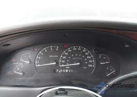 1999 Mercury Mountaineer из США, поврежденный, VIN 4M2DU55P2XUJ08898